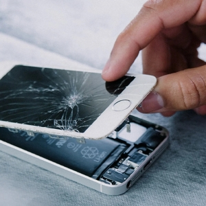 Servicio Tecnico de Reparacion de Celulares SmartPhones - Pantalla Rota - Cargador - Tactil - Jack Audio - todas las marcas iphone apple samsung motorola huawei xiaomi / CompuMarket